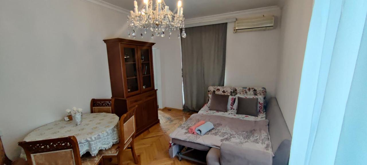 Budget One Room Apartment Baku Eksteriør billede