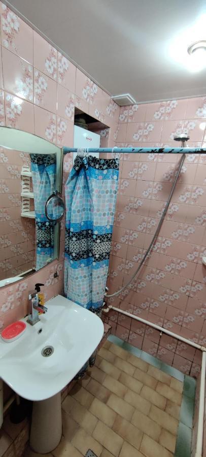 Budget One Room Apartment Baku Eksteriør billede