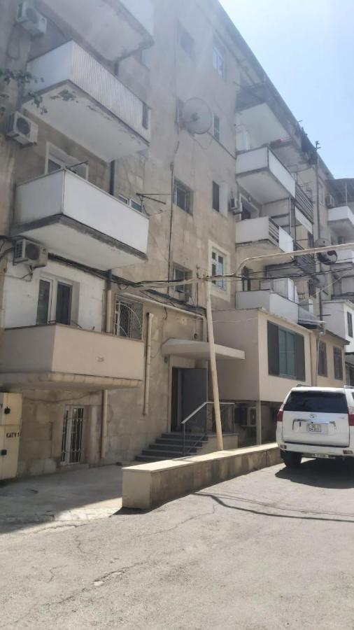 Budget One Room Apartment Baku Eksteriør billede